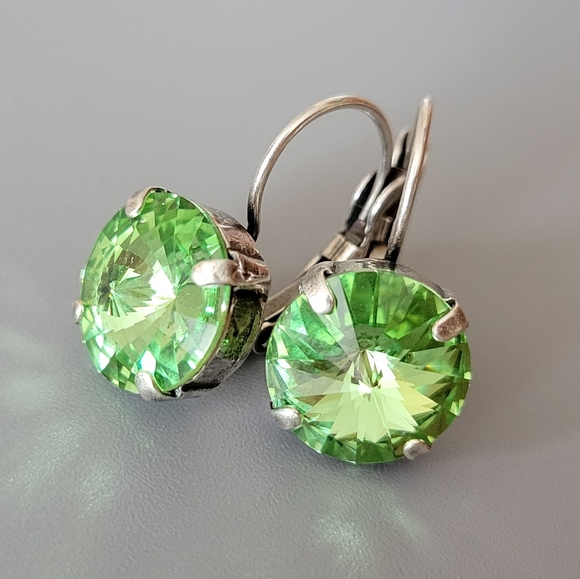 Austrian Crystal Earrings in Antique Silver - Picture 7 of 8